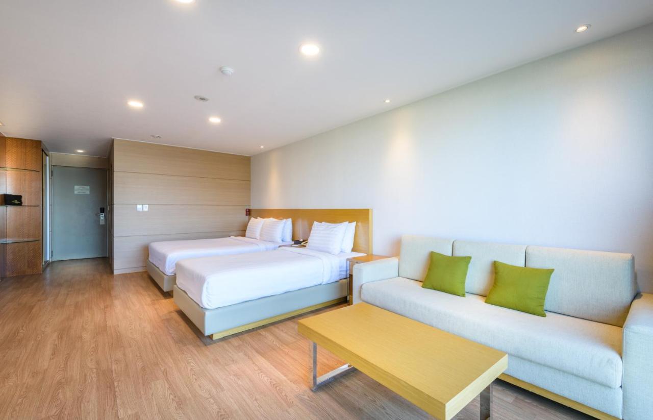 Uni Hotel Jeju Exterior foto