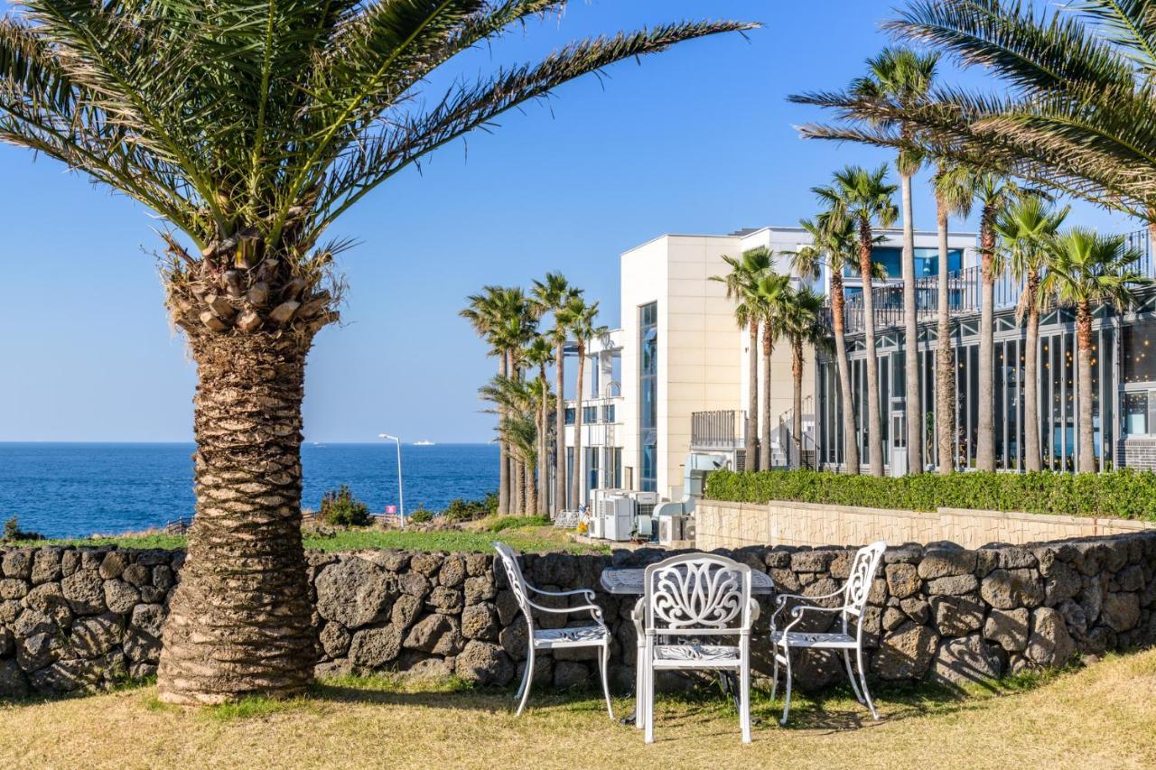 Uni Hotel Jeju Exterior foto