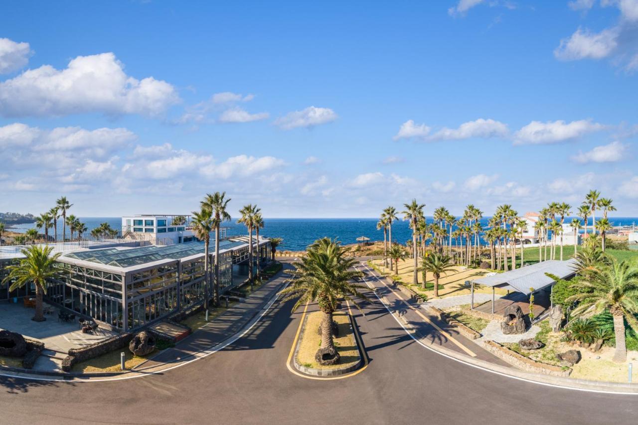 Uni Hotel Jeju Exterior foto